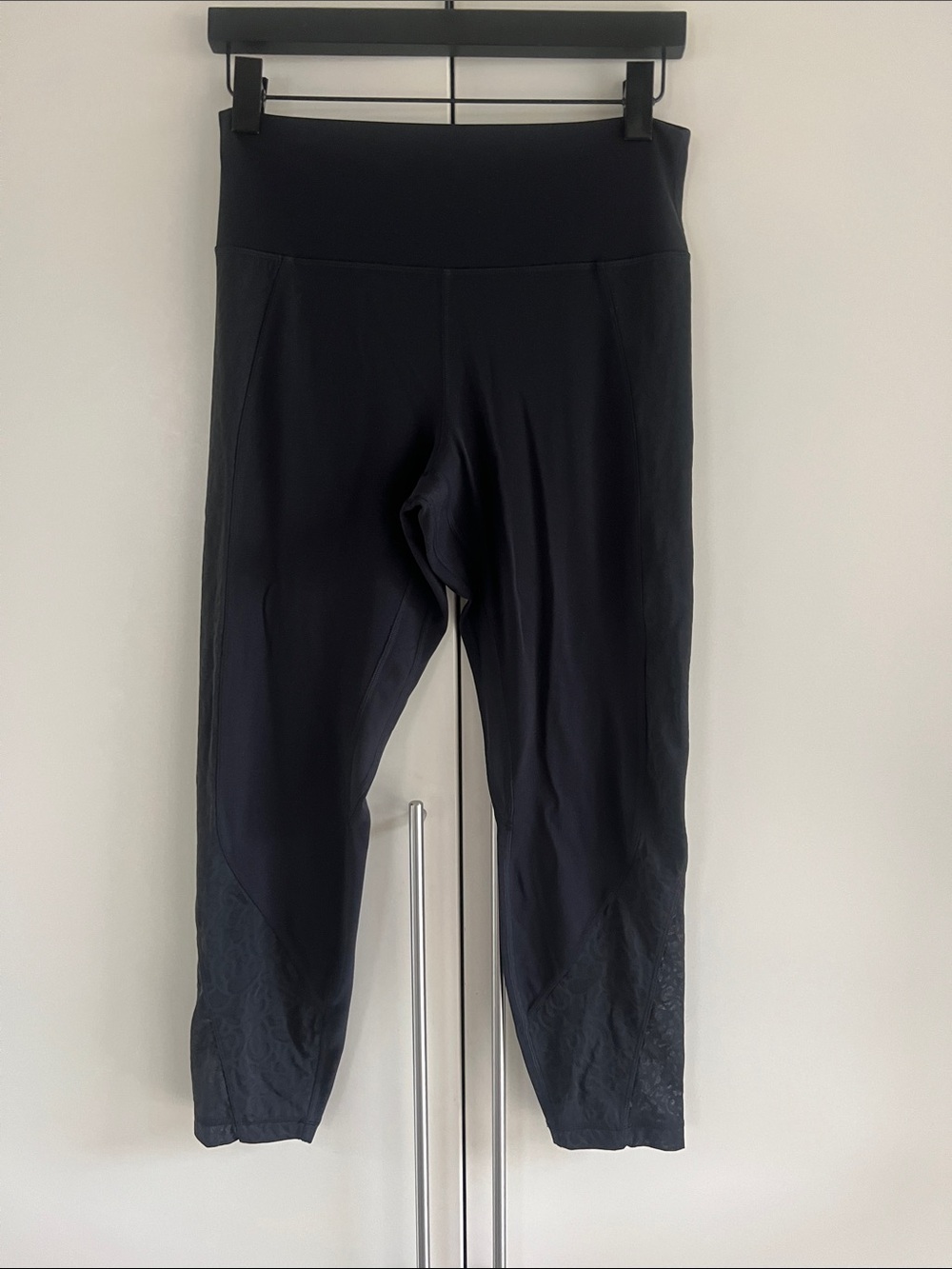 Lululemon Paisley Lace Overlay Tight 25" 2025 EUC